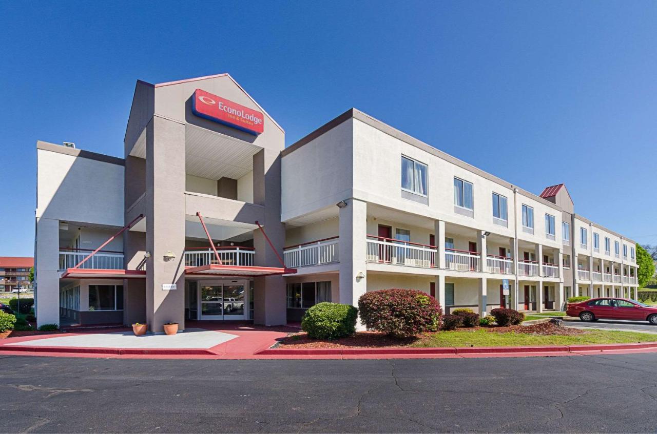 Econo Lodge Inn & Suites Johnson City Exterior photo
